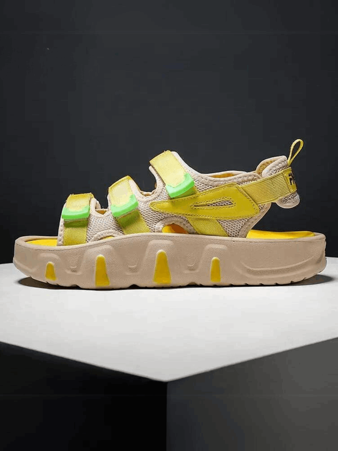 THE HYBRID SANDAL